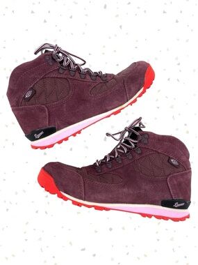 Danner x FP Movement Purple Jag Quilted Hiking Boot Fig Jam Candy Apple Size 7.5